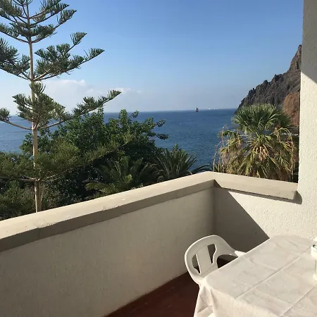 Playa Chica Tenerife * San Andrés