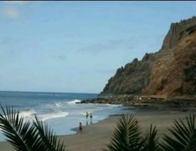 Playa Chica Tenerife * San Andrés